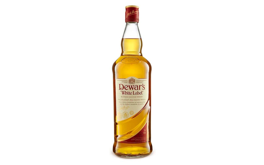 Dewar s white label. Дюарс Уайт лейбл. Dewars White Label Пятерочка. Дюарс Уайт лейбл состав. Дюарс имбирный